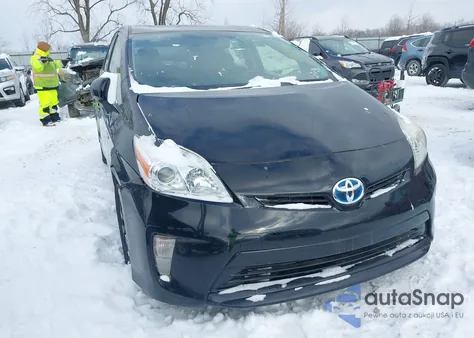 2013 Toyota Prius Three z USA, uszkodzony, nr VIN JTDKN3DUXD5668521